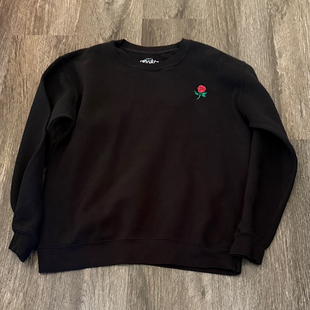Eighty Eight Black Crewneck Sweater with Rose Embroidery